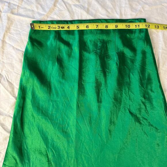 Aritzia babaton green silky green midi skirt size 0 - Picture 7 of 8